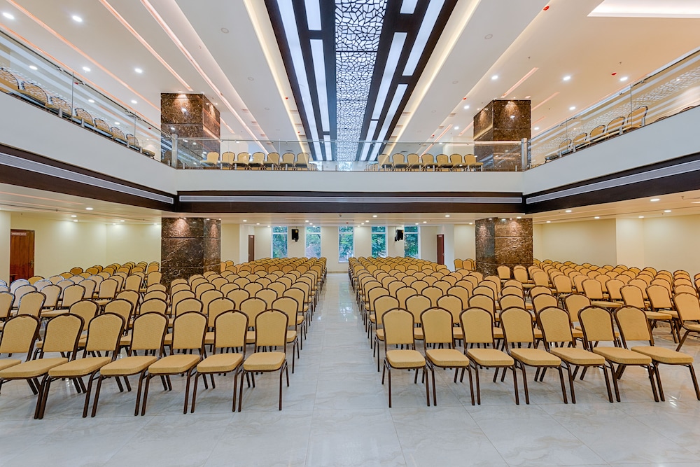 Hotel Lance International