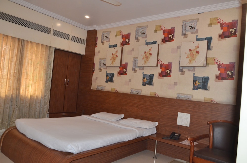 Hotel Sai Sparsh