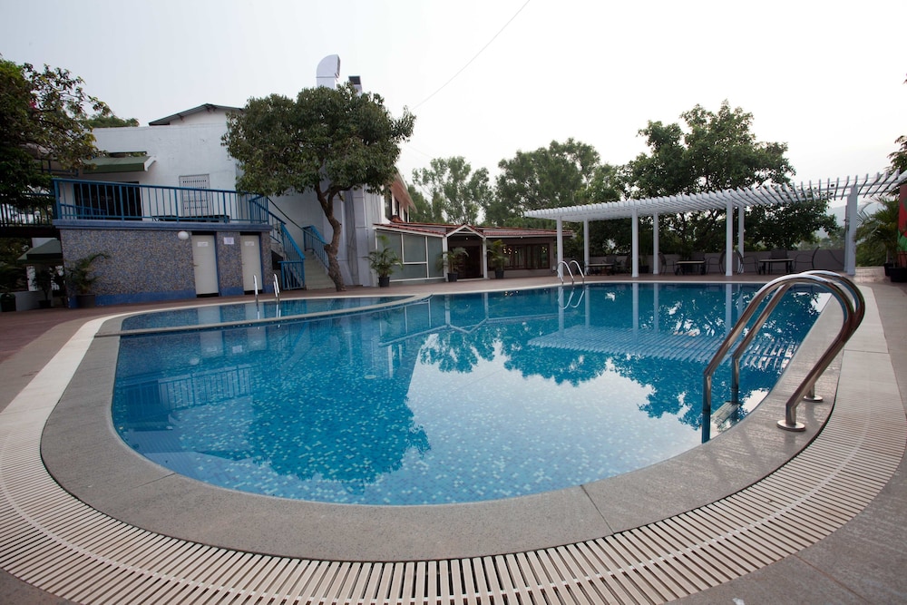 Club Mahindra Saj Resort in Mahabaleshwar