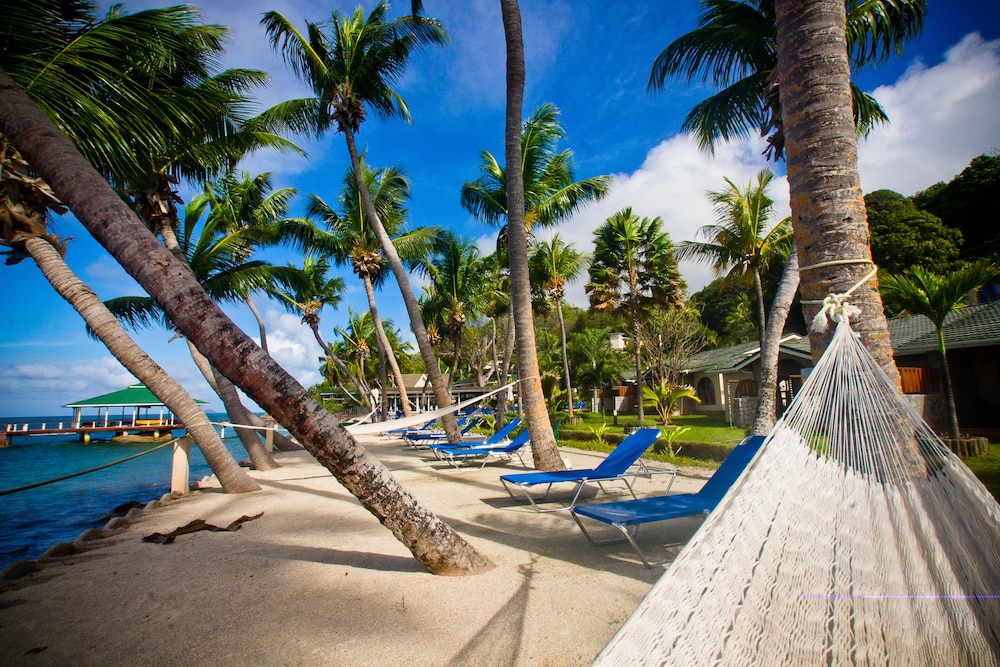 Coco de Mer Hotel and Black Parrot Suites