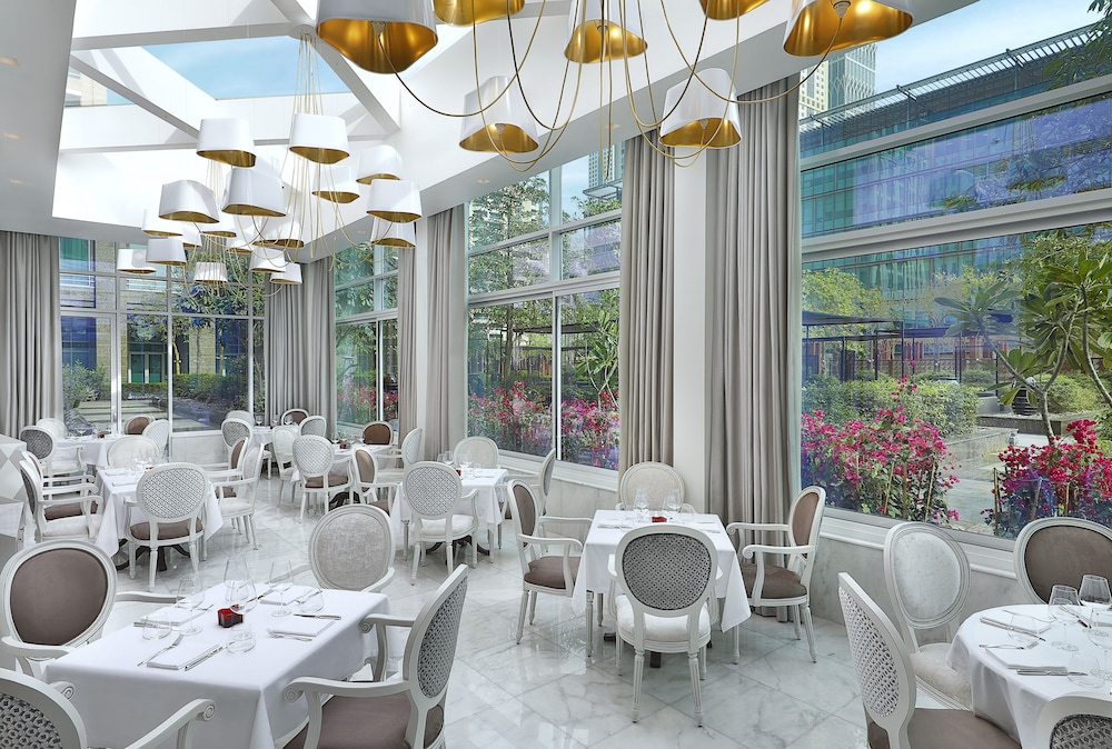 The Ritz-Carlton Executive Residences