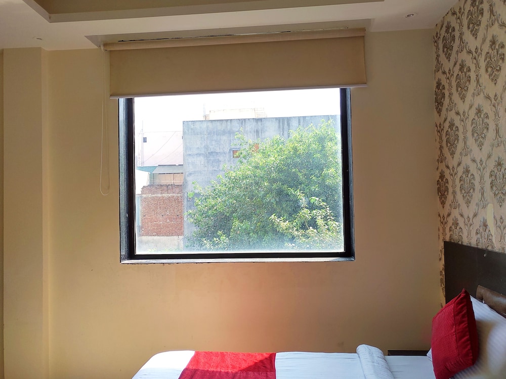 Hotel Paragon Suites