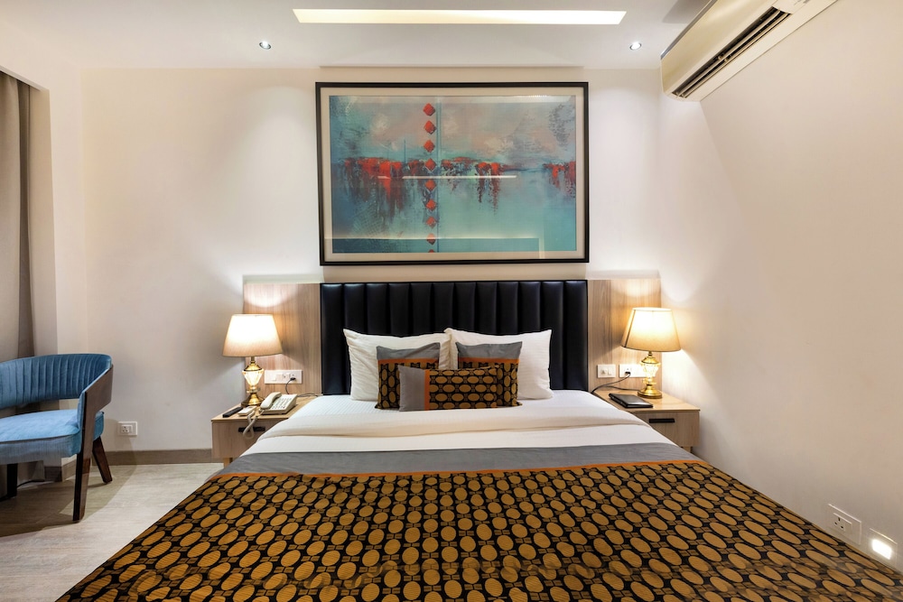 Opo Royal Residency
