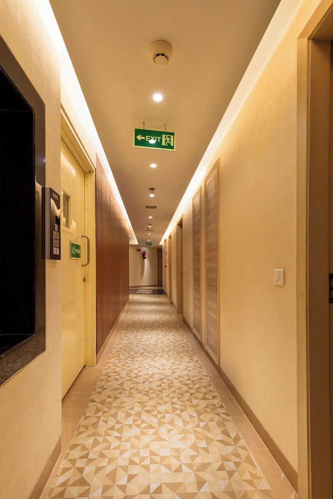 Opo Royal Residency