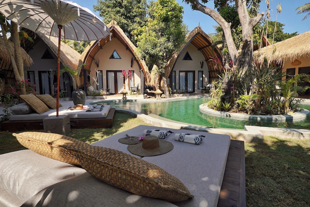 Hani Hideaway