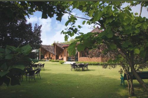 Glenville forest resort & spa