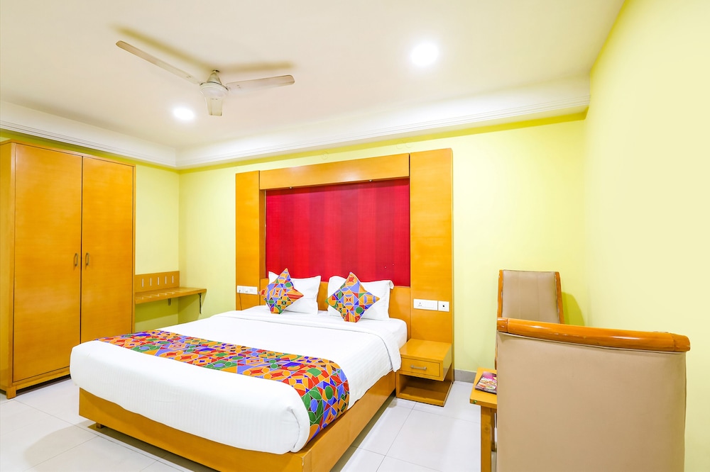  FabHotel Prime Mahalaya Residency