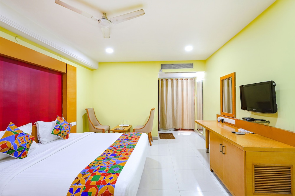 FabHotel Prime Mahalaya Residency
