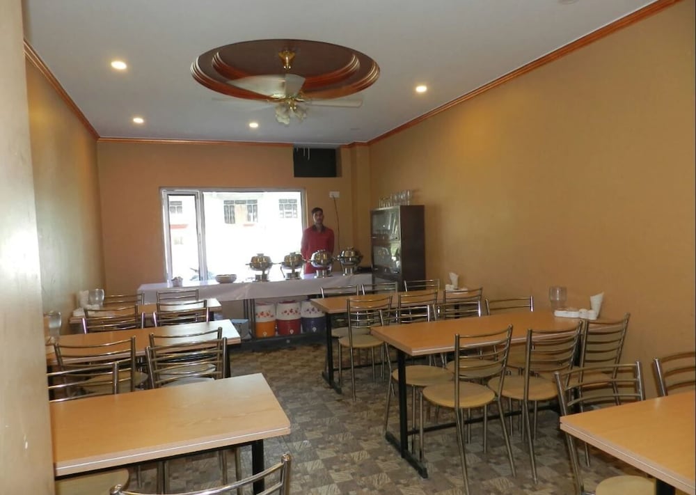 Hotel Jai Mata Di