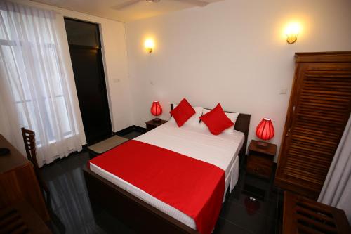 Haggai Tourist Bungalow