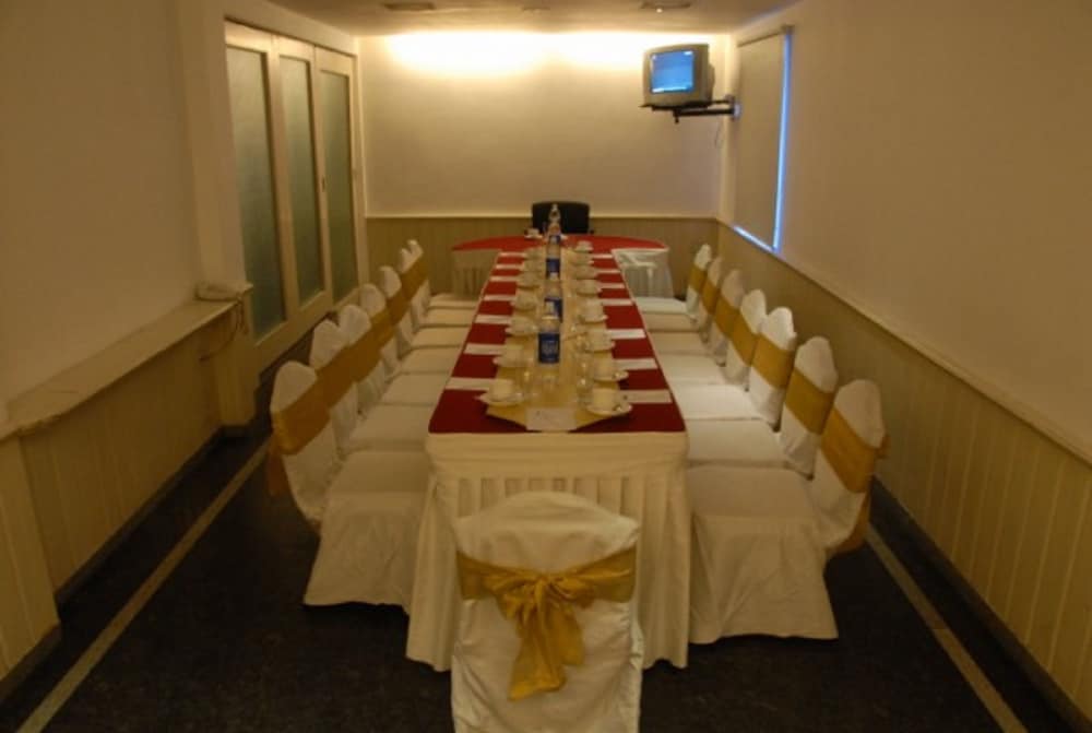 The Central Court