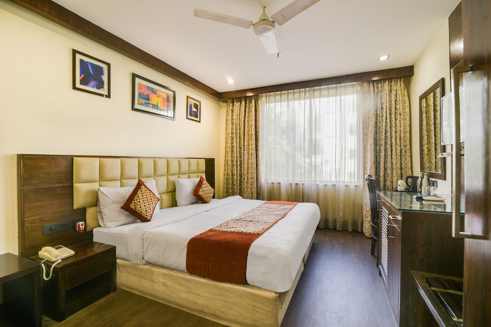 Hotel Bluestone - Nehru Place                                         