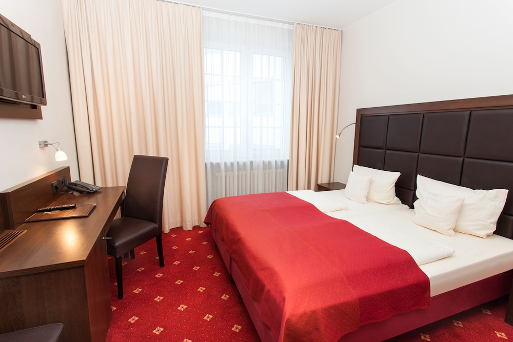 Centro National Frankfurt, Trademark Collection by Wyndham