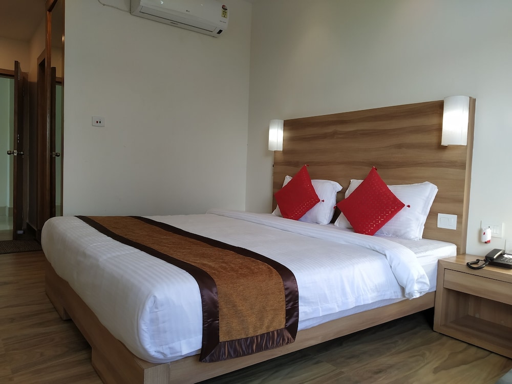 Hotel SC Grand