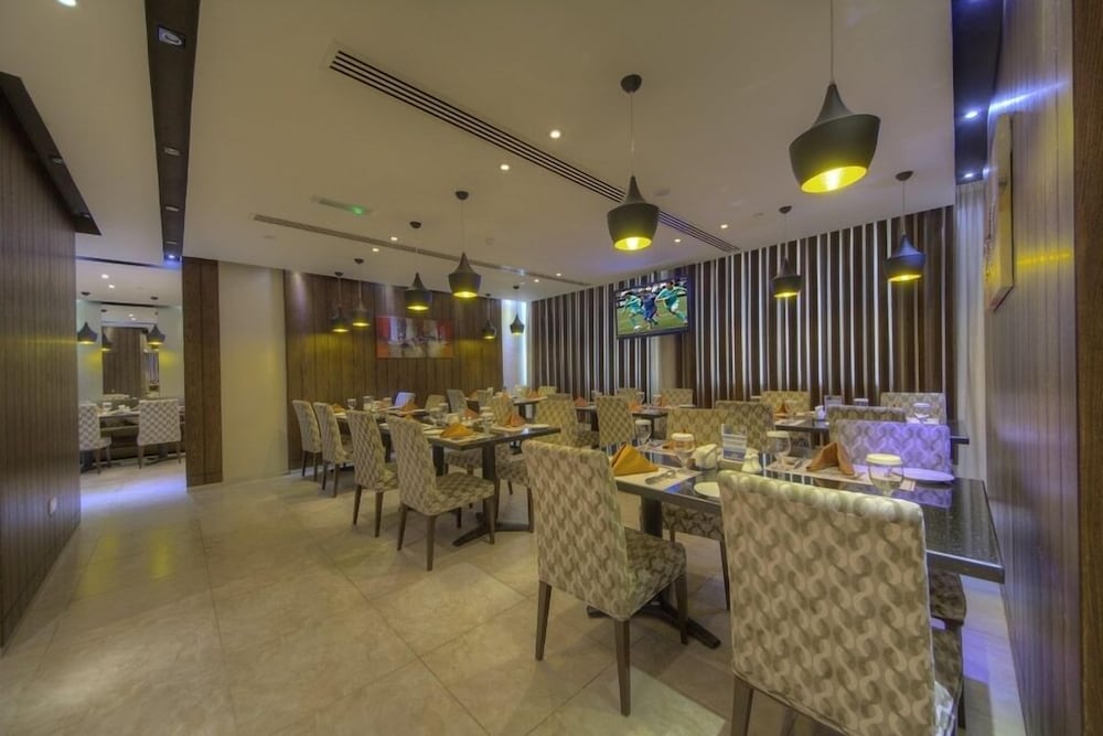 City Tower Hotel