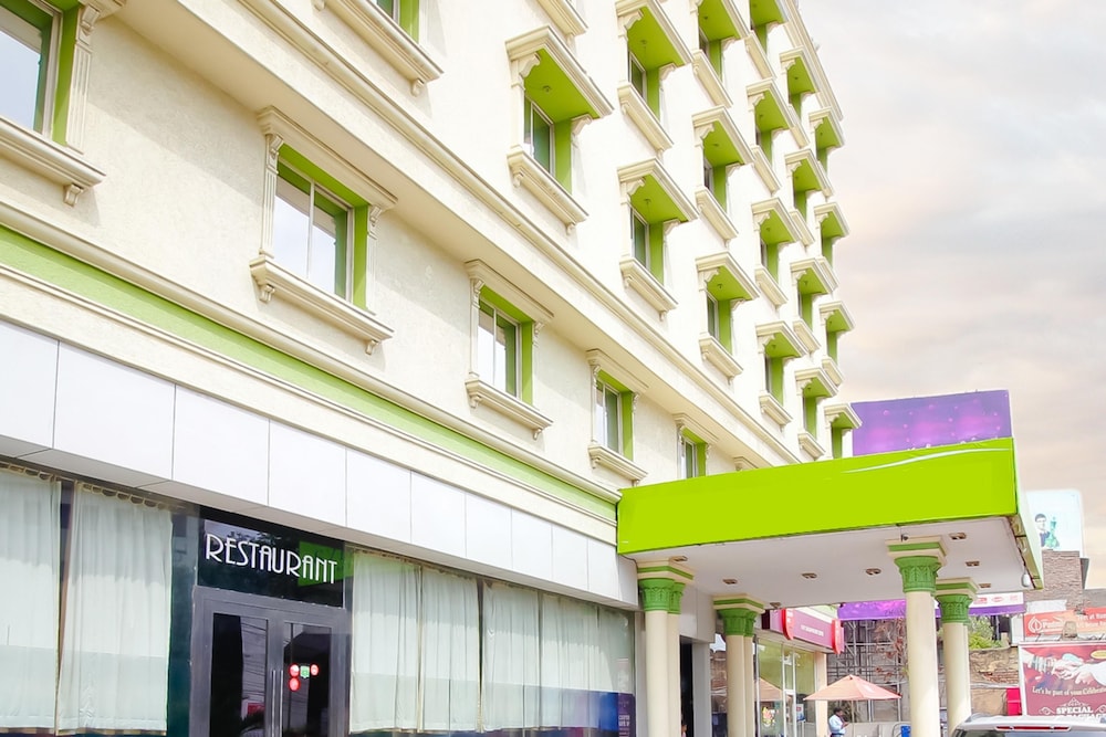 Sandhya Hotel