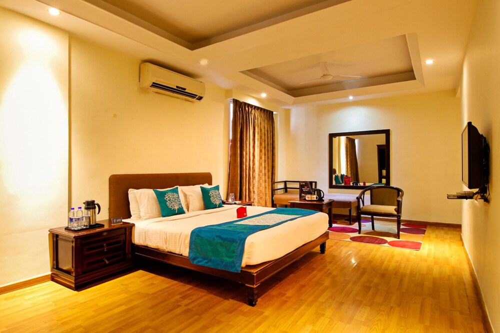 Sandhya Hotel