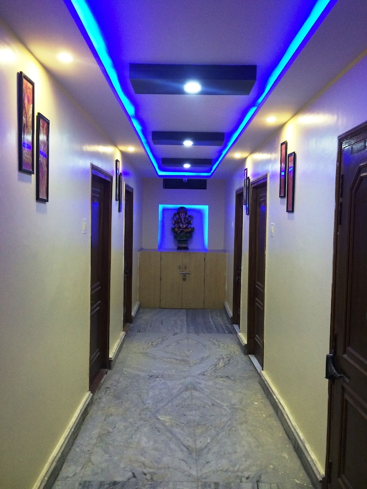 Hotel Shivay Palace