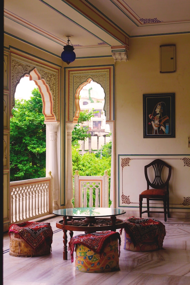 Krishna Palace - A Heritage Boutique Hotel 