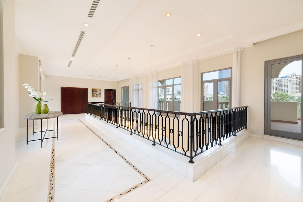 Maison Privee - Frond Villa F