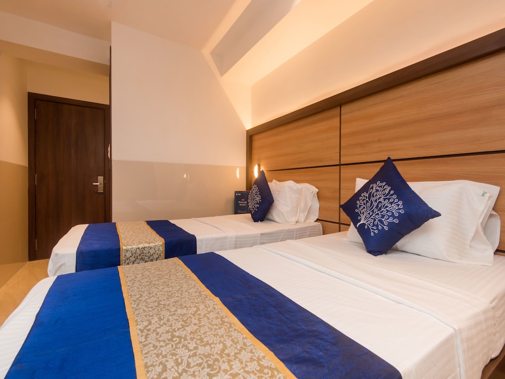 Hotel Mourya Residency