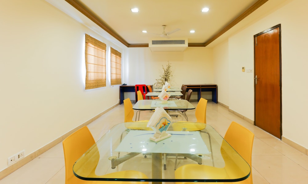 Treebo Cynosure Suites