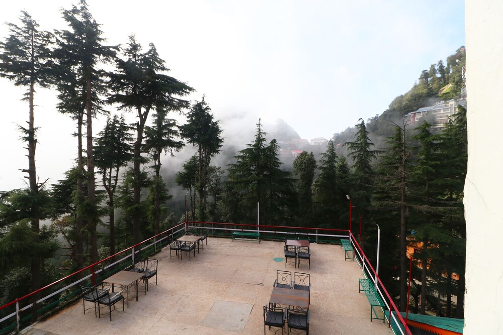 Hotel Kings Dalhousie