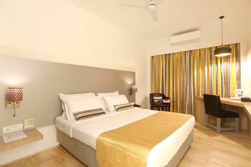 Mumbai Metro The Executive Hotel