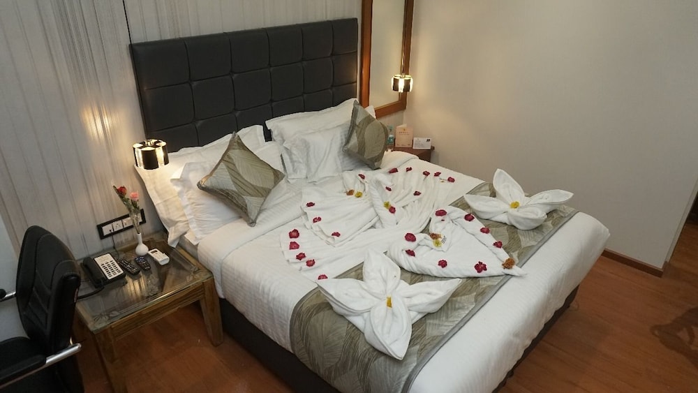 Cennet Hotel