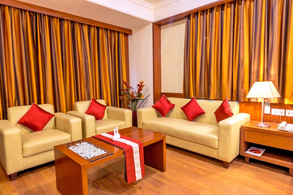 Octave Suites Residency Rd