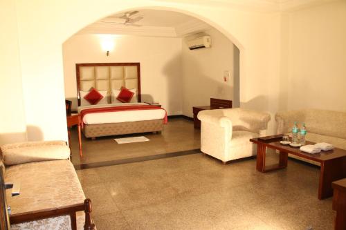 Lavanya Motel