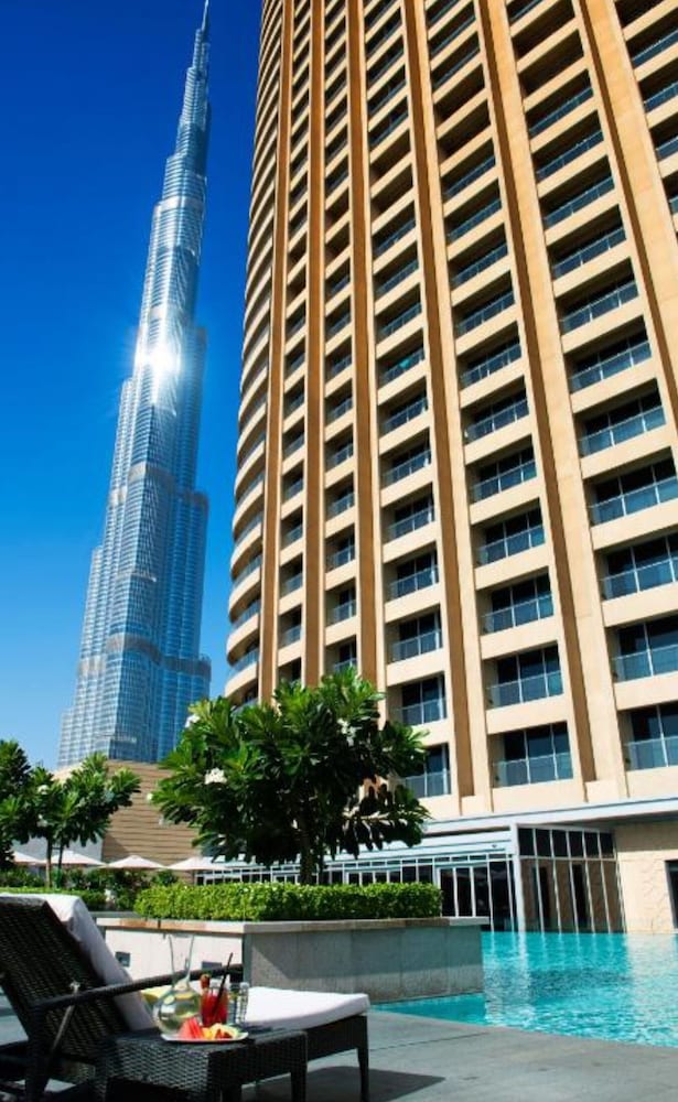 SuperHost Glamorous Apt with Terrace Overlooking Skyline I Address Dubai Mall