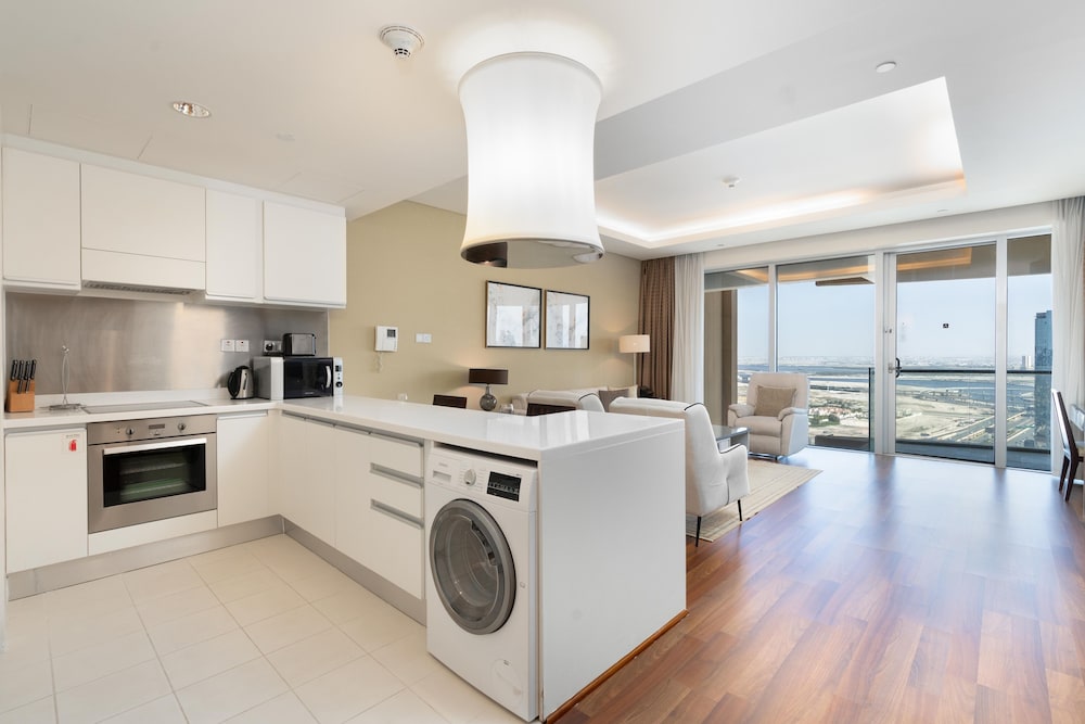 SuperHost Glamorous Apt with Terrace Overlooking Skyline I Address Dubai Mall