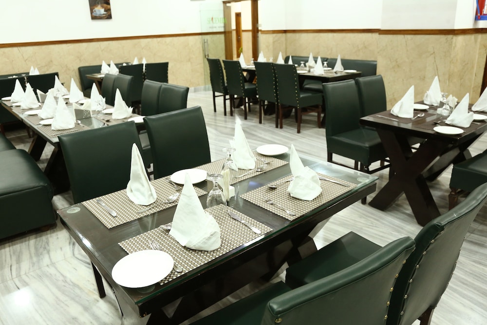 Hotel Jmk International
