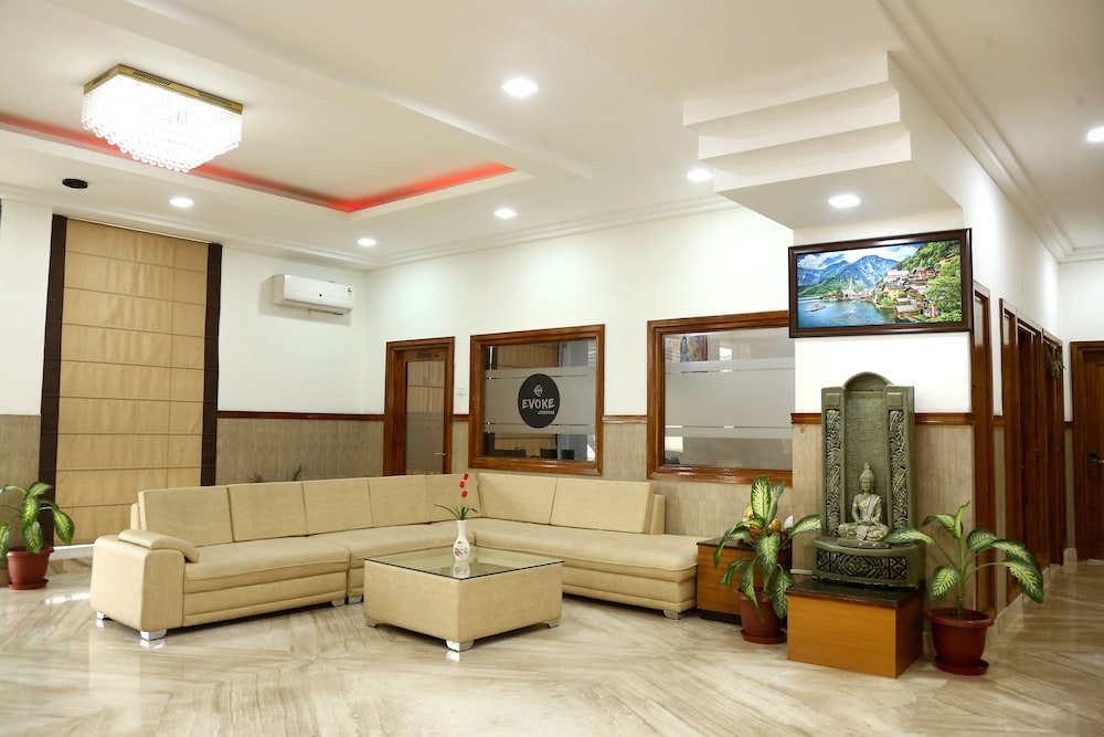 Hotel Jmk International