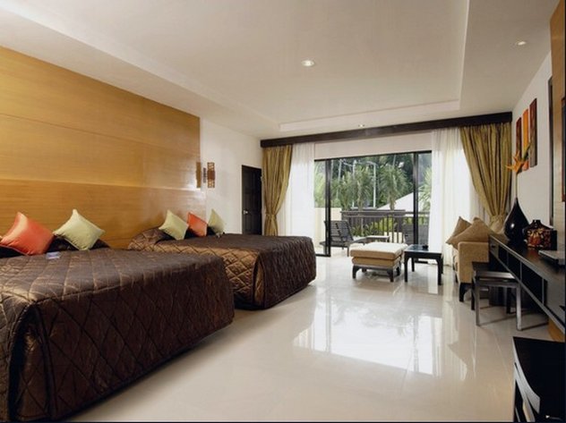 Horizon Karon Beach Resort & Spa