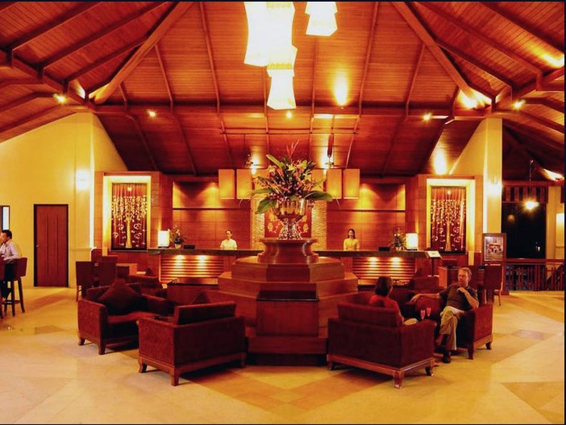 Horizon Karon Beach Resort & Spa