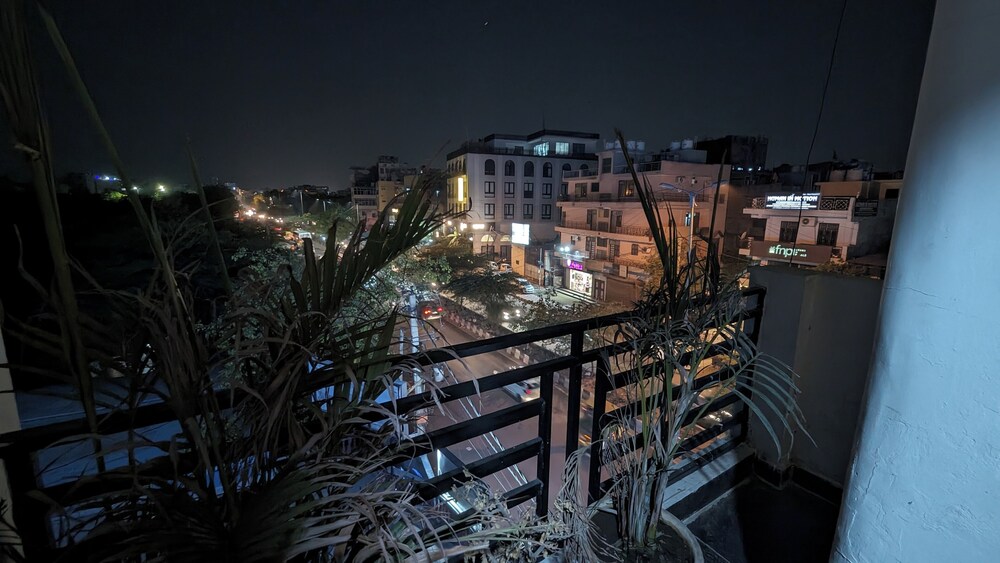 Hotel Aron By The Premium Villa