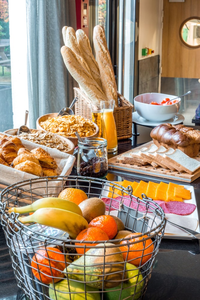 Courtyard by Marriott Paris La Defense West - Colombes