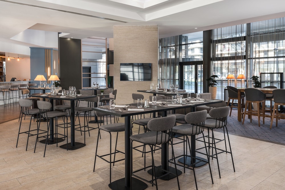 Courtyard by Marriott Paris La Defense West - Colombes