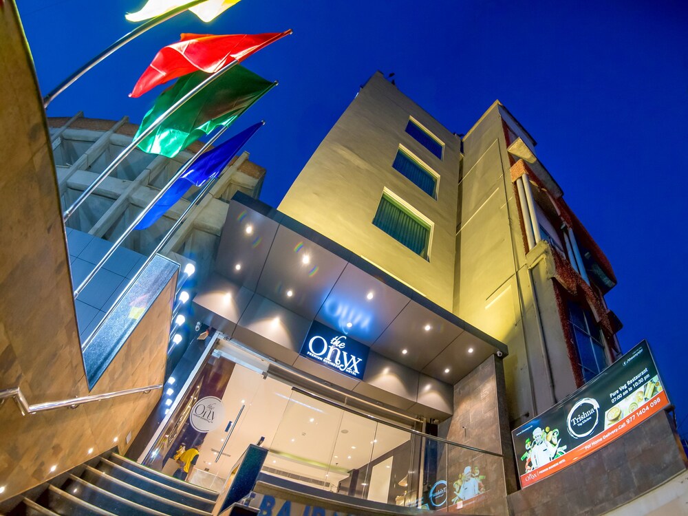 The Onyx - Premium Business Hotel