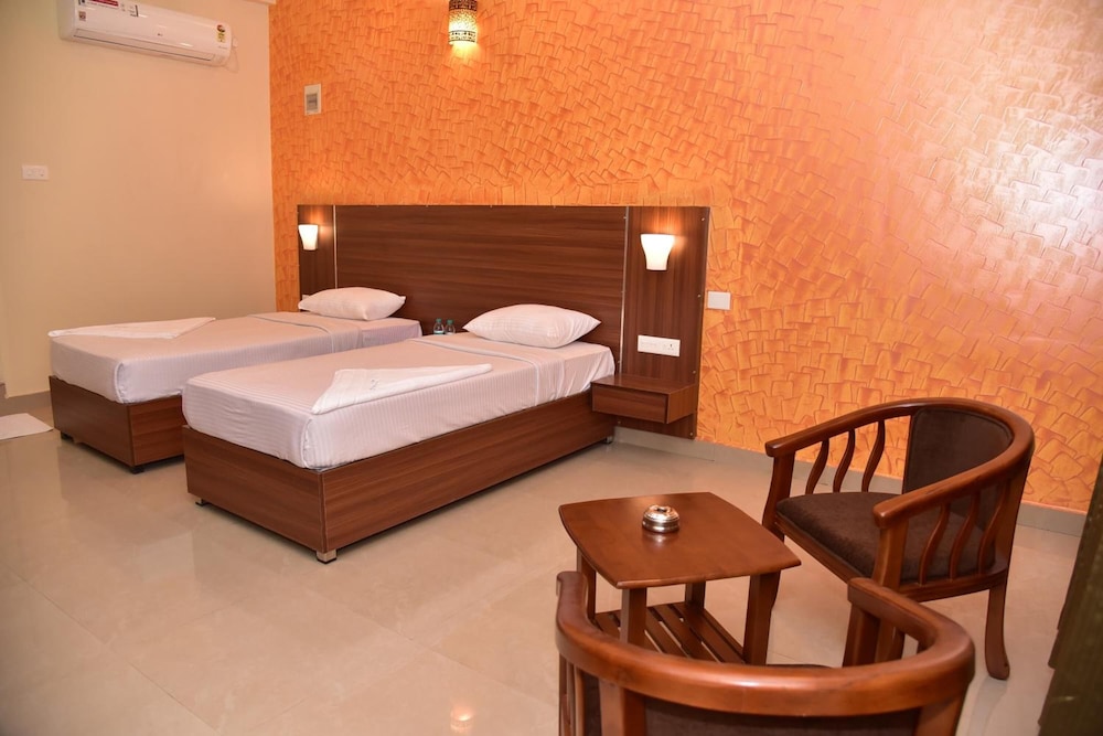 Hotel Citywalk Residency
