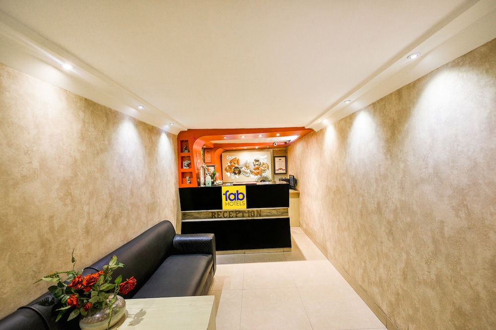 FabHotel Nanda