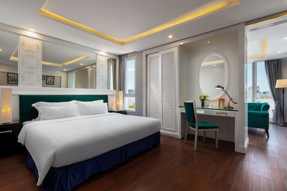 Minerva Church Hotel