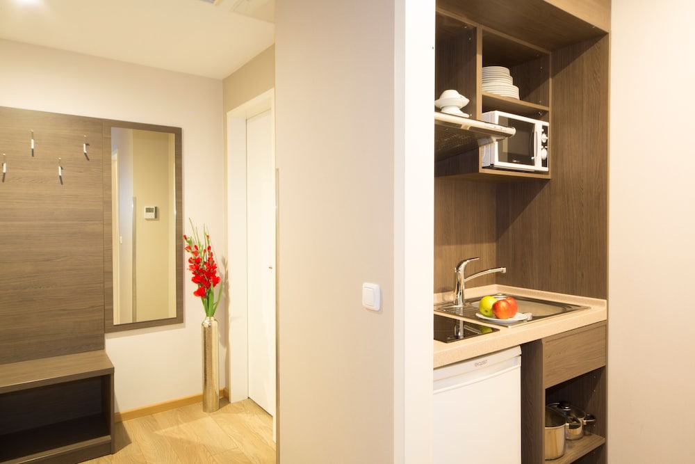 KOOS Hotel&Apartments