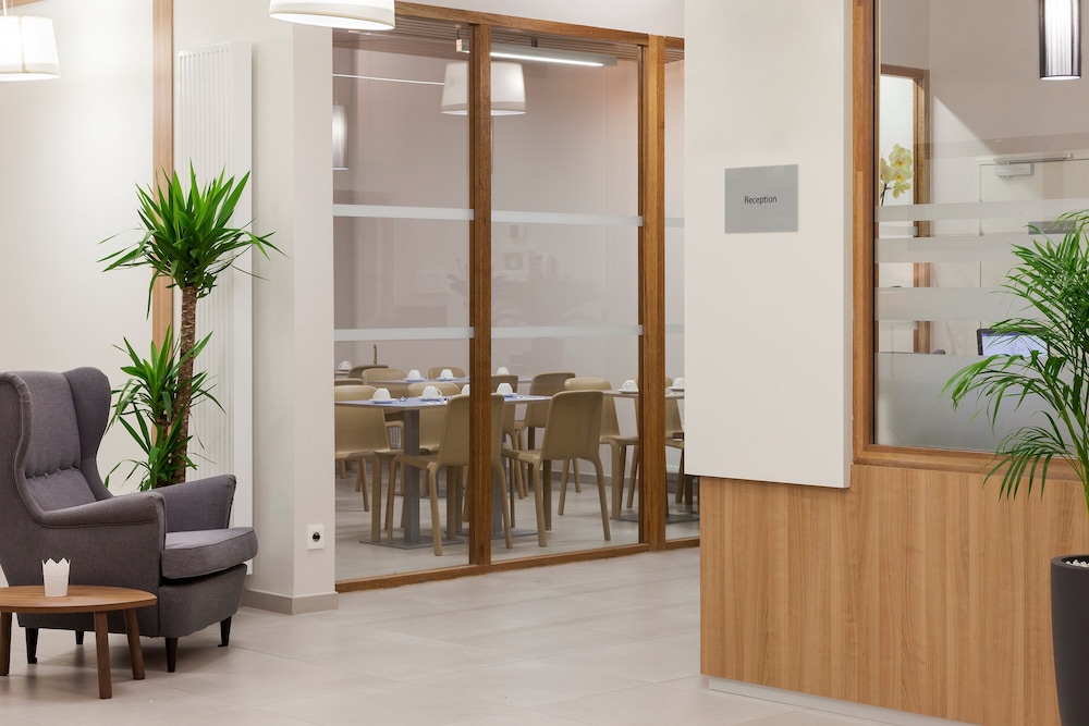 Nehô Suites Porte de Genève - Gare Annemasse