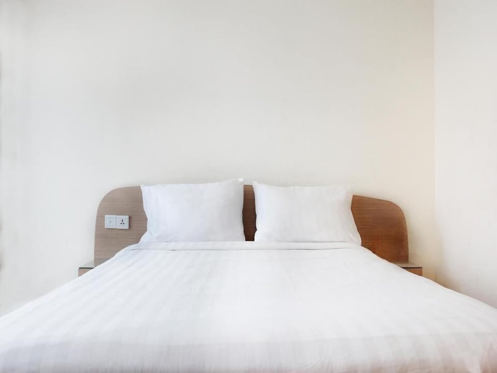 Business Hotel Tomang