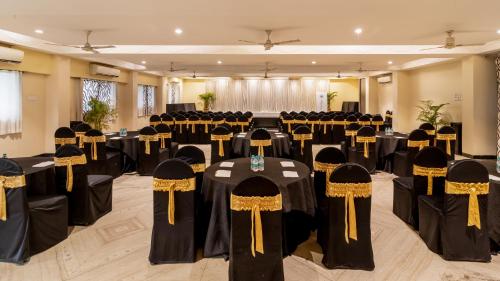 Hotel Manju Palace