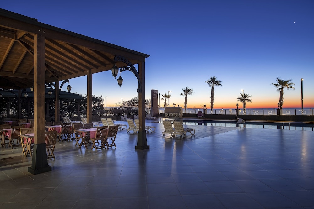 Crowne Plaza Antalya By IHG