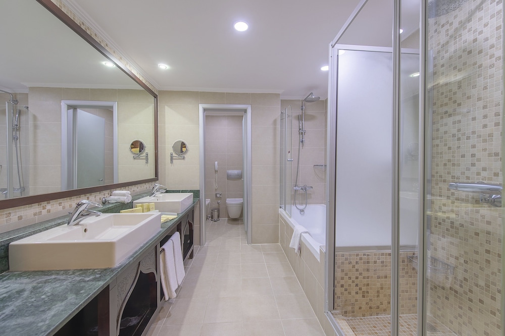 Crowne Plaza Antalya By IHG